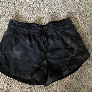 Zyia camo flip it shorts